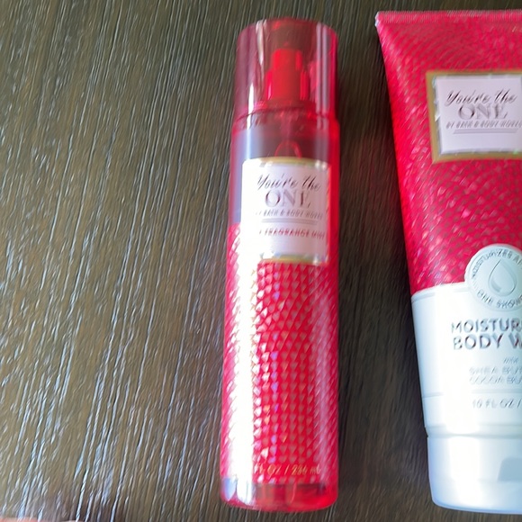 Bath and Bodyworks you’re the one moisturizing body wash & find fragrance mist! - Picture 7 of 13